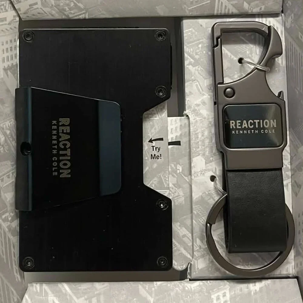 Reaction by Kenneth Cole card case and keychain
